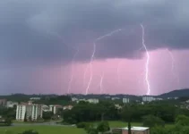 trovões e raios em Parnaíba